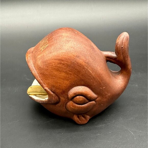 Vintage Ashtray Whale Trinket Dish Florida Souvenir Brown Gold Fish Kitschy - Picture 4 of 10